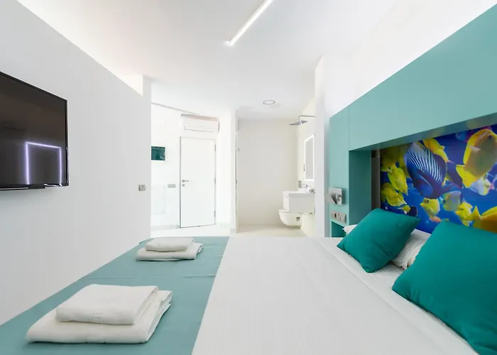 Edison Building By Canariasgetaway * Las Palmas de Gran Canaria